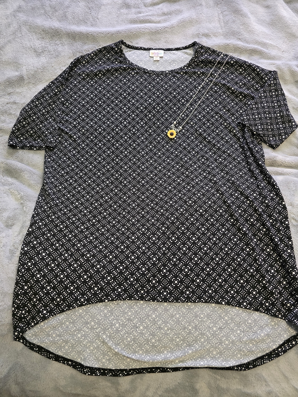 LuLaRoe Black Short-Sleeve Patterned Tunic